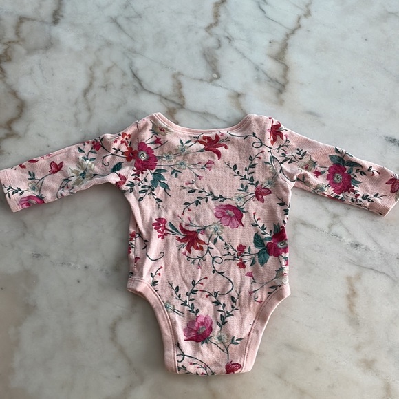 6 Months Baby Girl Bundle- Set of 3 Pieces - Picture 3 of 10